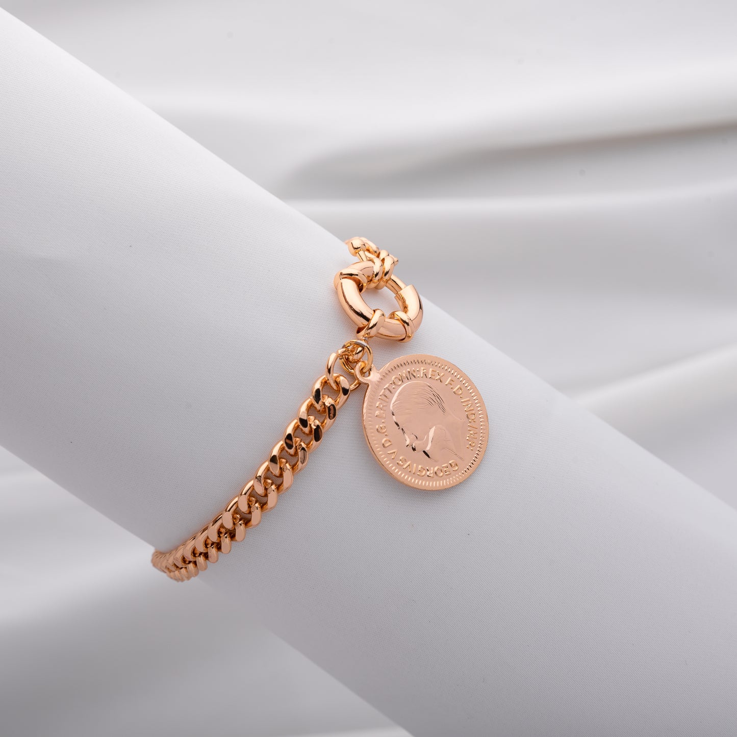 CDBR166- Gold plated Bracelet